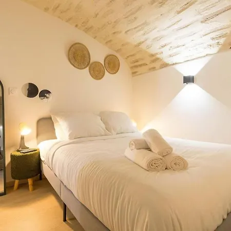Lejlighed Le Pommard - Atypical Cellar, Sleeps 6 *