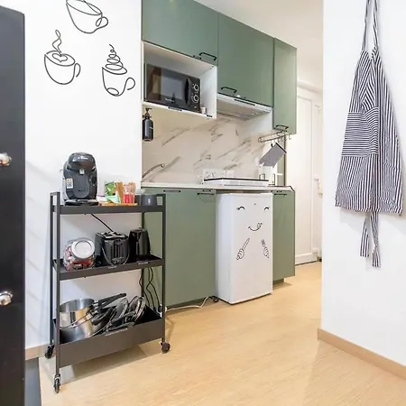 아파트 Le Pommard - Atypical Cellar, Sleeps 6 디종