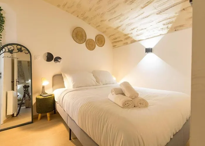 Διαμέρισμα Le Pommard - Atypical Cellar, Sleeps 6 *